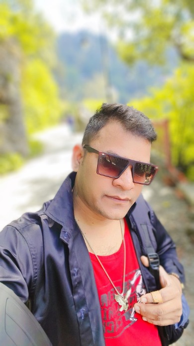 I'm male Escort's Boy 