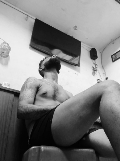 Man to man erotic massage service 