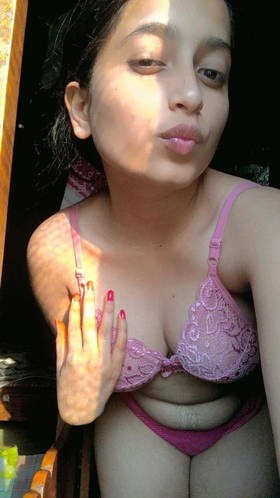 image counter 1/2 🍁 enjoy full open nude 💕video call 🥰service with me🍃 Satiya 📍